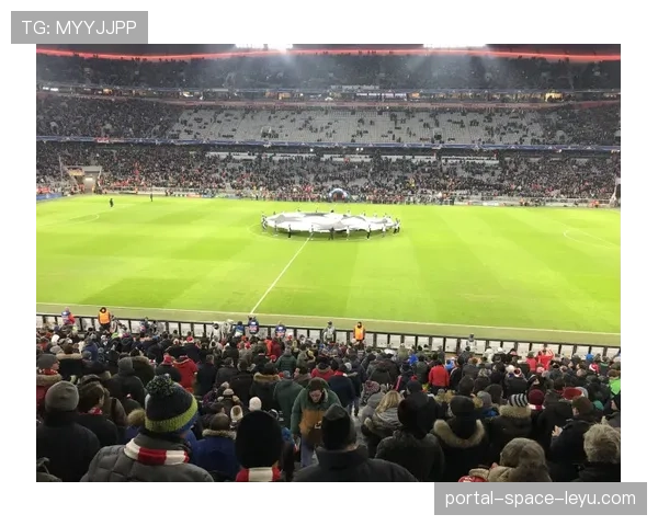 走进慕尼黑安联球场控制中心:一场比赛背后的数百人协作 走进慕尼黑安联球场控制中心:一场比赛背后的数百人协作